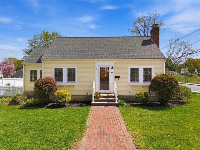 house with 3 bedroom, Stoneham MA DS103439008