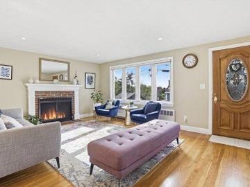 house with 3 bedroom, Stoneham MA ES103496074