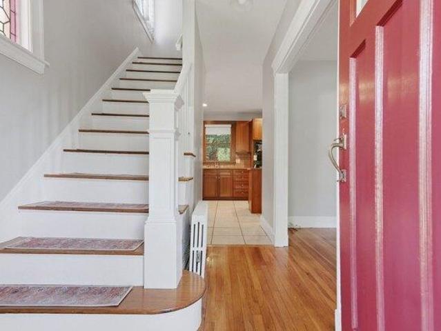 house with 3 bedroom, Stoneham MA ES105442668