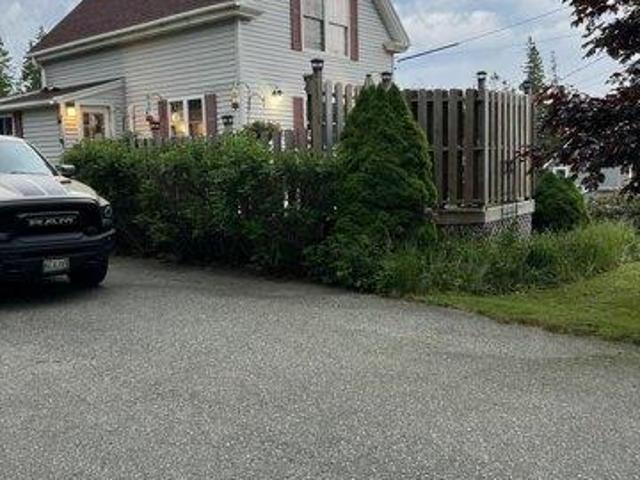 house with 3 bedroom, Stonington ME ES105721983