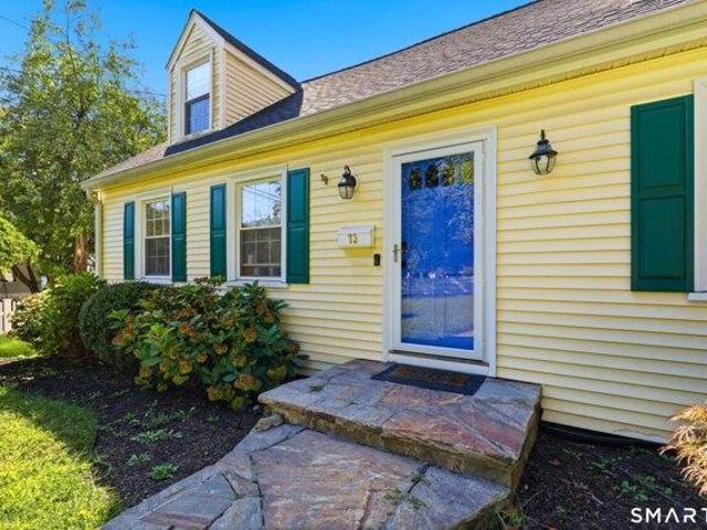 house with 3 bedroom, Stamford CT ES105440633