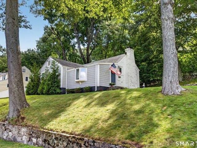 house with 3 bedroom, Stamford CT ES105442805