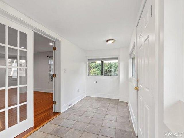 house with 3 bedroom, Stamford CT ES105425441