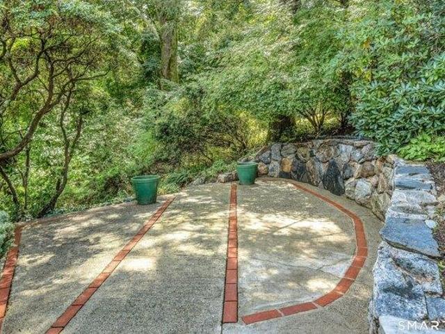 house with 3 bedroom, Stamford CT ES105515534