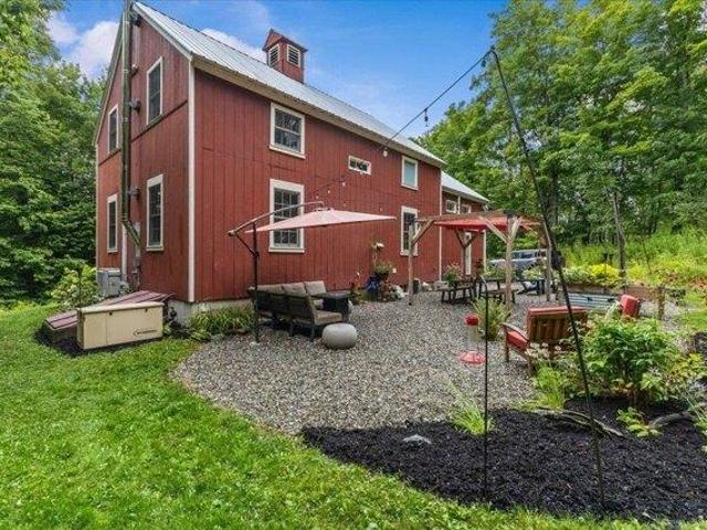 house with 3 bedroom, Starksboro VT ES105550445
