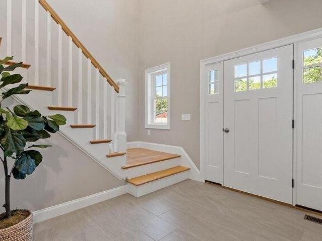 house with 3 bedroom, Sterling MA ES105404975