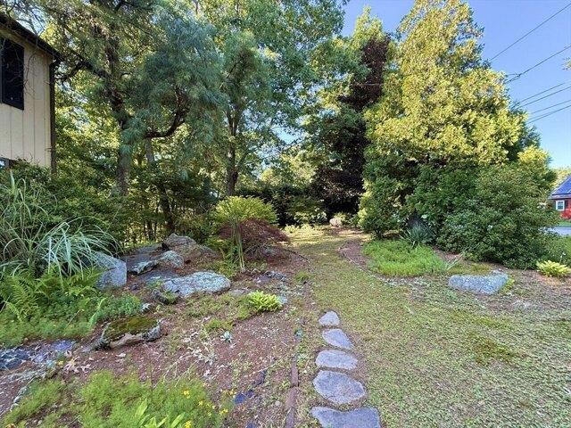 house with 3 bedroom, Sturbridge MA ES105229177