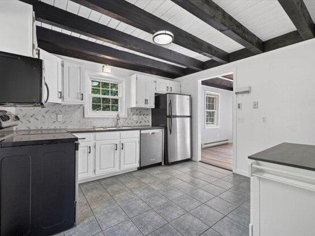 house with 3 bedroom, Sturbridge MA ES105240303