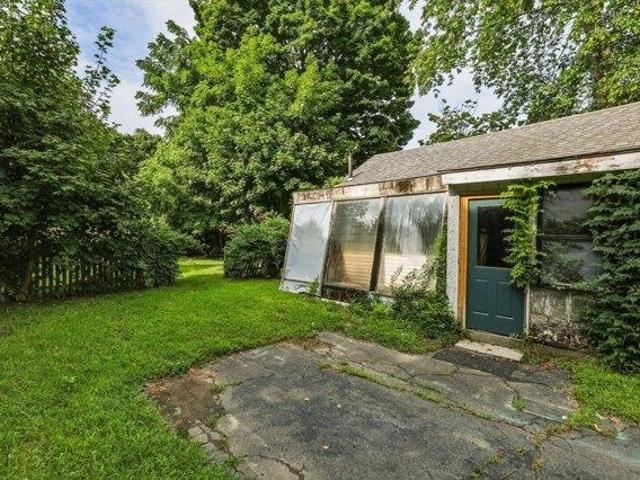 house with 3 bedroom, Sunderland MA ES105351836