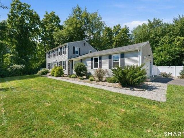 house with 3 bedroom, Suffield CT ES105318386