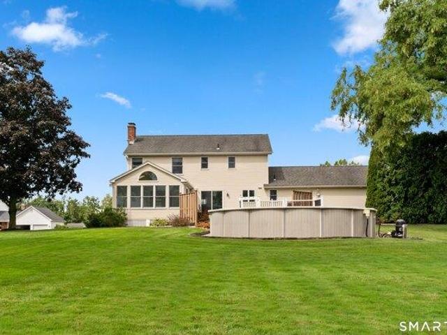 house with 3 bedroom, Suffield CT ES105401712