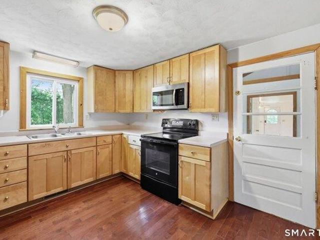 house with 3 bedroom, Suffield CT ES105418771