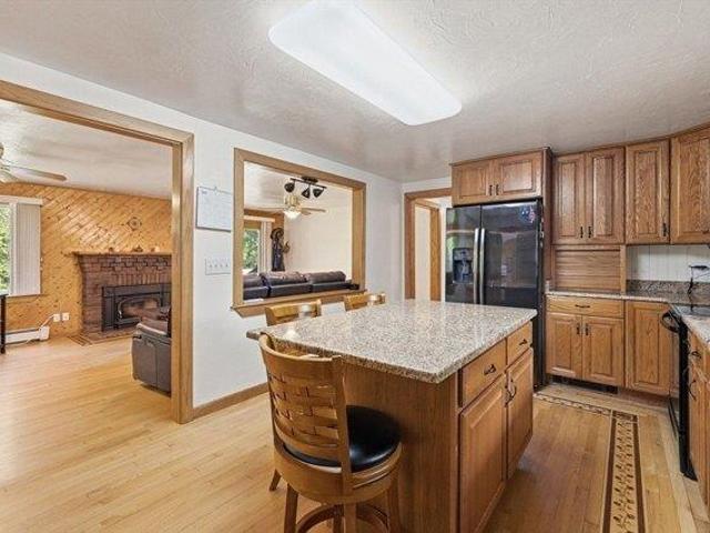 house with 3 bedroom, Sutton MA ES104441184
