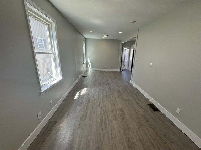 house with 4 bedroom, Taunton MA ES104848384