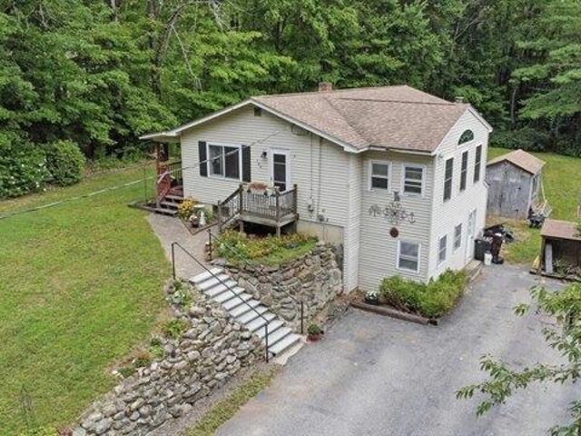 house with 4 bedroom, Templeton MA ES105331508