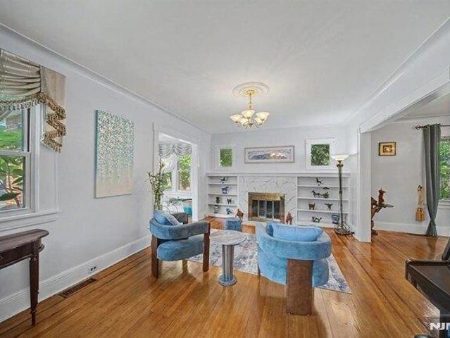 house with 4 bedroom, Tenafly NJ ES105534056