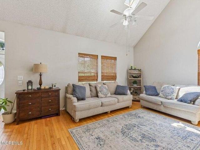 house with 4 bedroom, Toms River NJ ES105276372