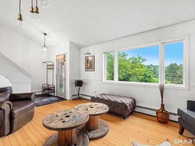 house with 4 bedroom, Tolland CT ES105315193