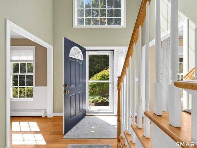 house with 4 bedroom, Tolland CT ES105416154