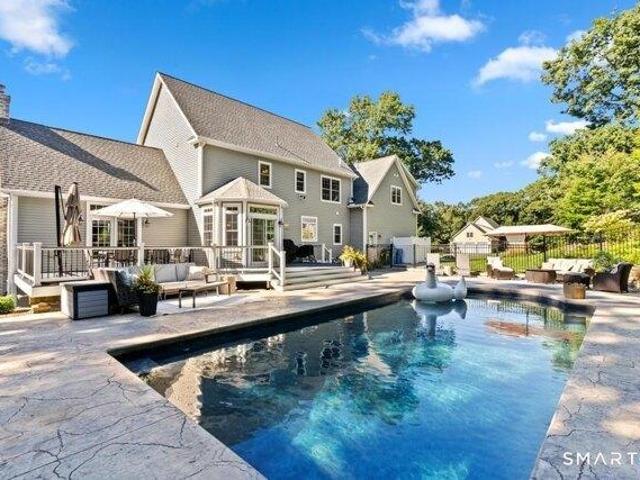 house with 4 bedroom, Tolland CT ES105550789