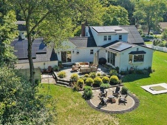 house with 4 bedroom, Topsfield MA ES105611920