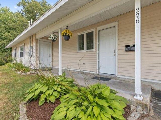 house with 4 bedroom, Topsham ME ES105590516