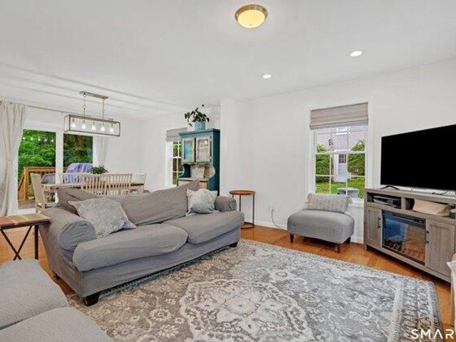 house with 4 bedroom, Torrington CT ES104835754
