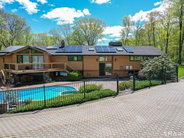 house with 4 bedroom, Torrington CT ES104947221