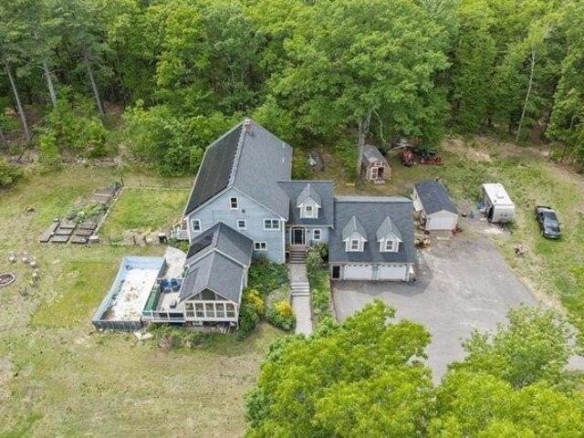 house with 4 bedroom, Townsend MA ES104189380