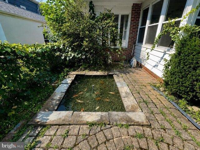 house with 4 bedroom, Trenton NJ ES105206477
