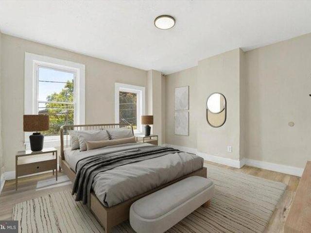 house with 4 bedroom, Trenton NJ ES105289344