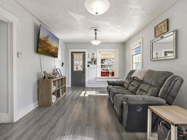 house with 4 bedroom, Twin Falls ID ES103501674