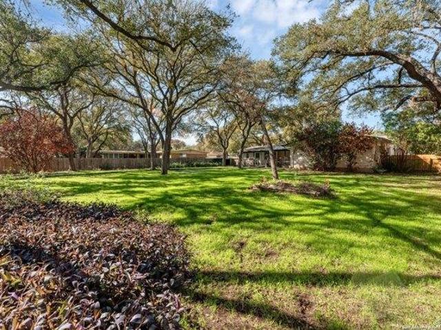 house with 4 bedroom, Universal City TX ES103501671