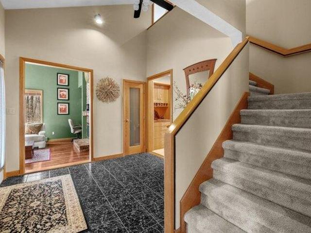 house with 4 bedroom, Uxbridge MA ES105425639