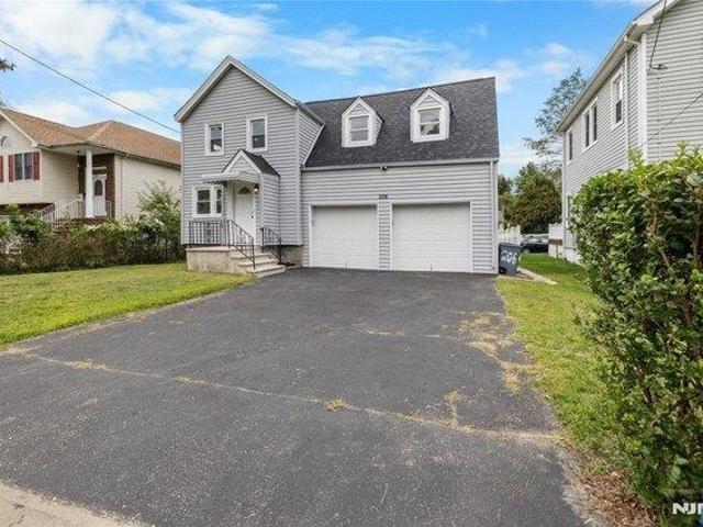 house with 4 bedroom, Verona NJ ES105797140