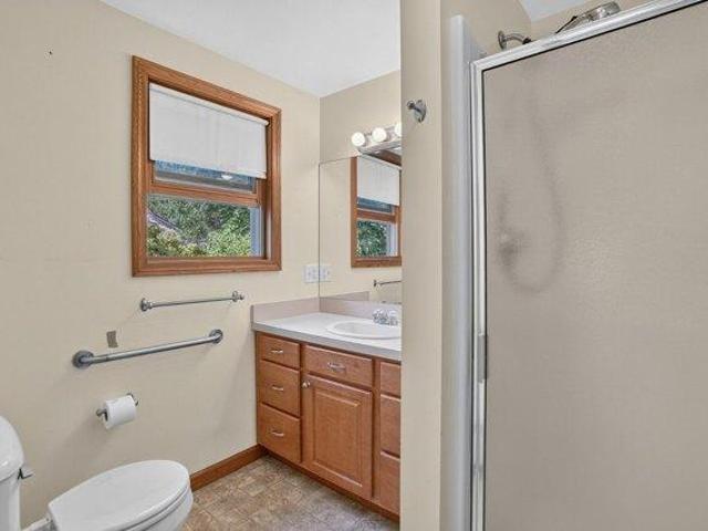 house with 4 bedroom, Vineyard Haven MA ES105658571