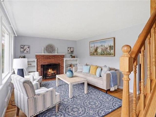 house with 4 bedroom, Warwick RI DS103444731