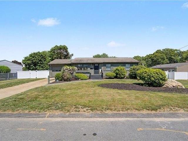 house with 4 bedroom, Warwick RI ES105441990