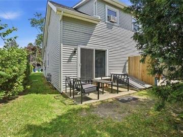 house with 4 bedroom, Warwick RI ES103442085