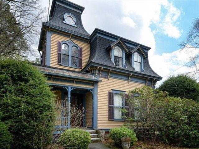 house with 4 bedroom, Ware MA ES105494481