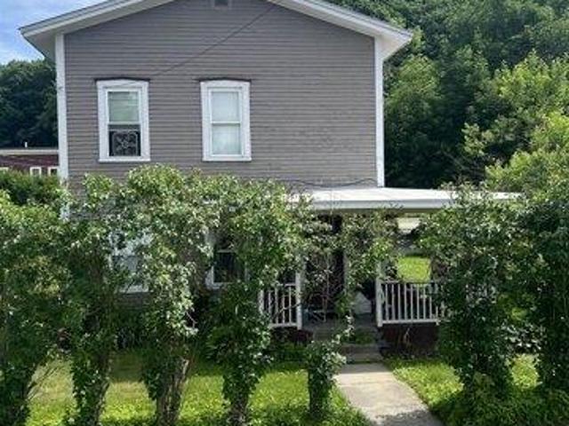 house with 4 bedroom, Waterbury VT ES105494604