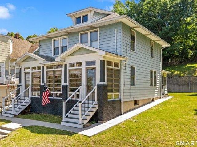 house with 4 bedroom, Watertown CT ES105492725