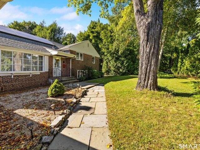 house with 4 bedroom, Watertown CT ES105511814