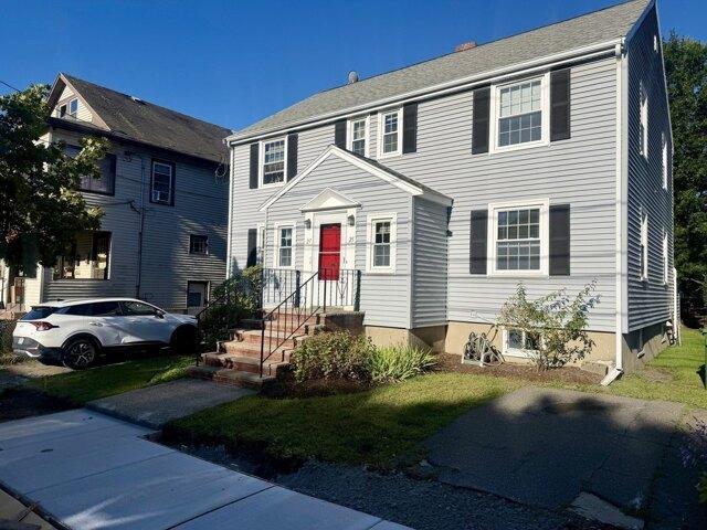 house with 4 bedroom, Watertown MA ES105513980