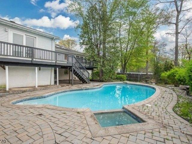 house with 4 bedroom, Wayne NJ ES103624907