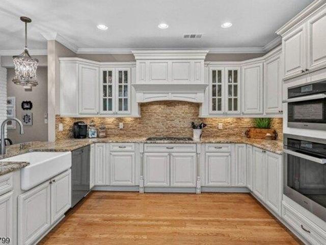 house with 4 bedroom, Wayne NJ ES105231889