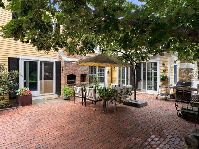 house with 4 bedroom, Wenham MA ES105559247