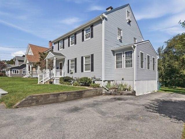 house with 4 bedroom, Webster MA ES105440315