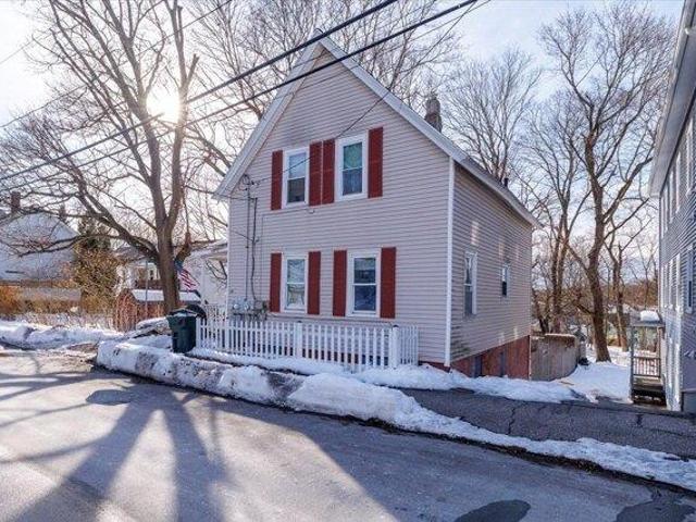 house with 4 bedroom, Webster MA ES105680365