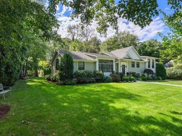 house with 4 bedroom, Wellesley MA ES105536282